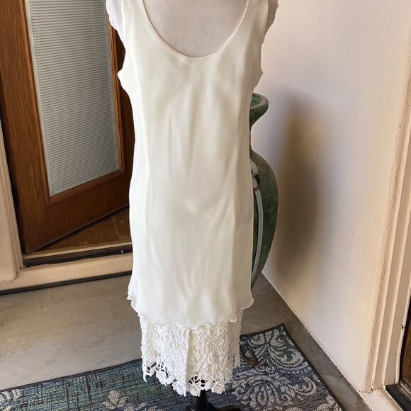 Ivory color 2piece slip dress with lace bottom size 12 by Jeffery & Dara - Picture 4 of 12